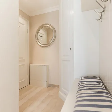 Berthin Bleeg App 5 Stran * Wenningstedt-Braderup