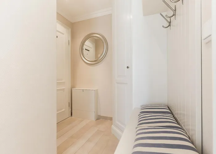 Berthin Bleeg App 5 Stran * Wenningstedt-Braderup